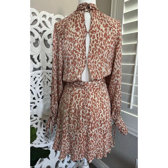 REISS Teya Animal Print Mini Dres - Picture 8 of 12